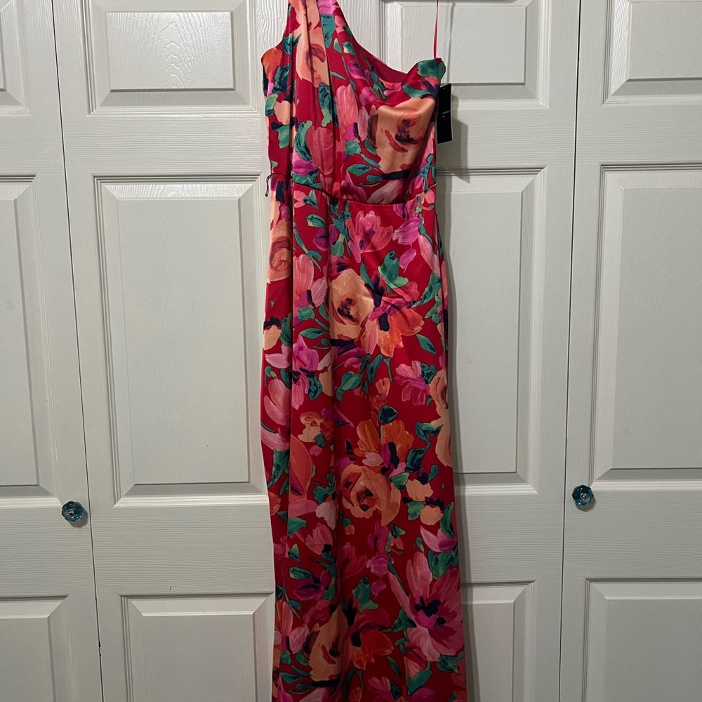 NWT Floral One-Shoulder Maxi Dress